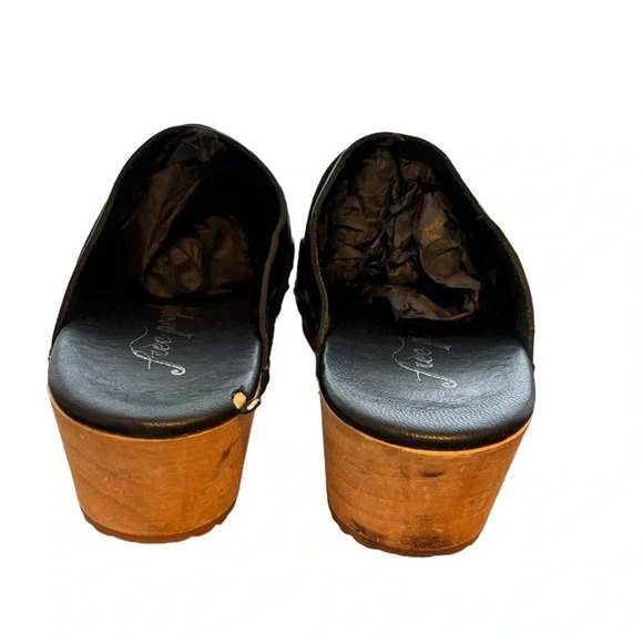 Free People Callum Clogs Black Leather Studded Wooden Base Size 37 6.5 - Picture 3 of 7